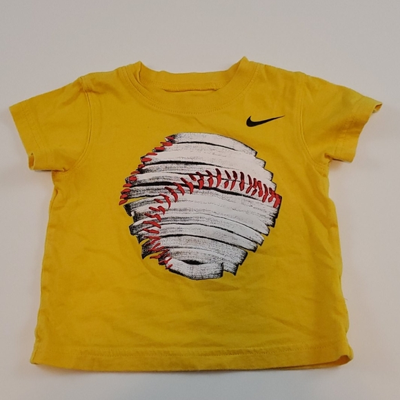Nike Other - Boys Nike tee shirt size 6/9 Months